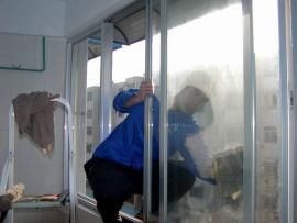青岛专业保洁 专业擦玻璃 家庭保洁